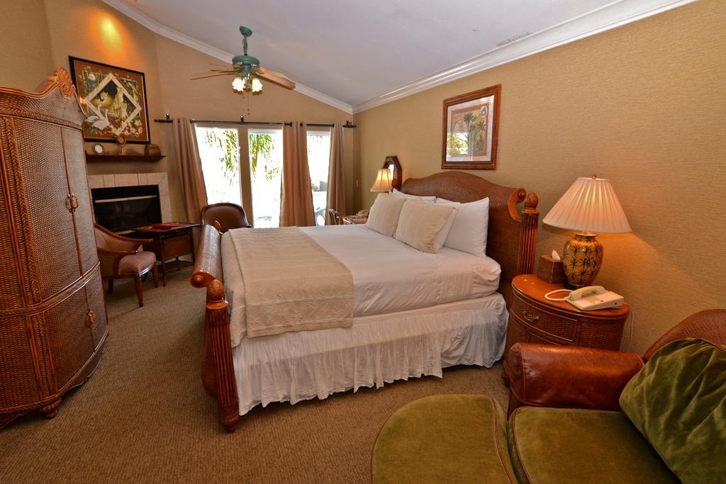 On The Beach Bed And Breakfast Cayucos Eksteriør billede